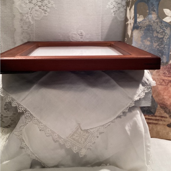 Dark Maple Stained 8x10 Photo Frame Tabletop Or Wall - Picture 7 of 16